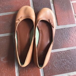 Gianni Bini Leather Flats Tan